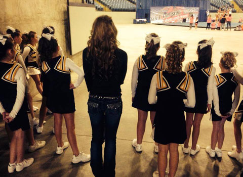 Kansas City Youth Cheerleading for Elementary and Middle School cheerleaders with the Missouri Wolverines Youth Cheerleading Club located in the heart of Kansas City Missouri accepting athletes from both Missouri and Kansas